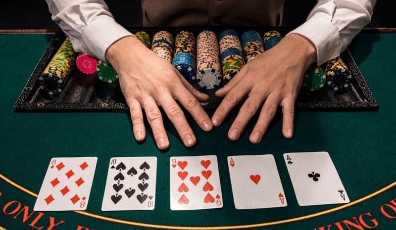 Thuật ngữ poker là gì? Mẹo chơi nhanh thắng game poker