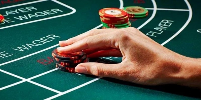 Tìm hiểu khái niệm đánh baccarat là gì?